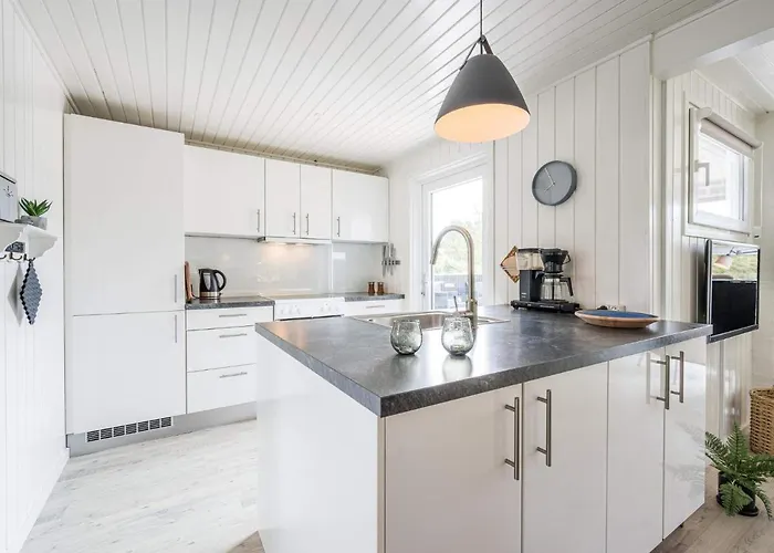 בית נופש 6 Person In Henne האנה סטרנד