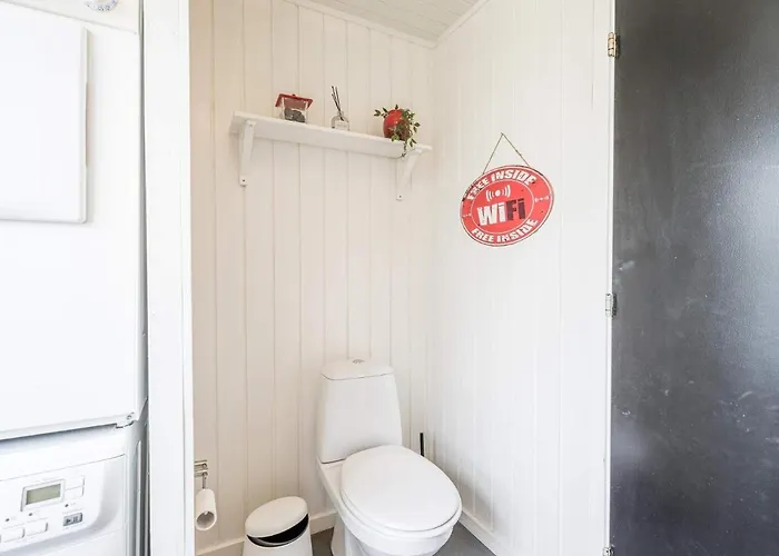 בית נופש 6 Person In Henne האנה סטרנד