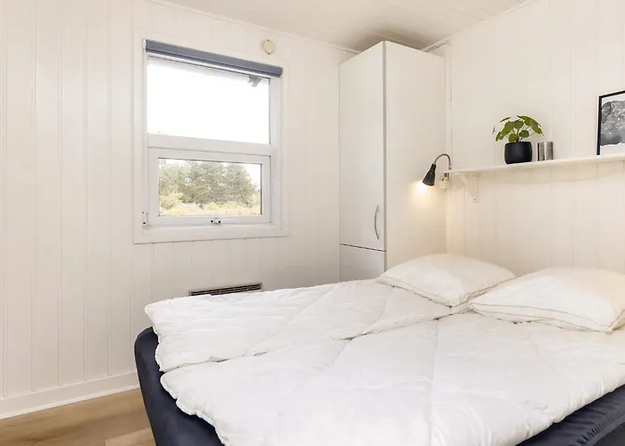 6 Person In Henne בית נופש