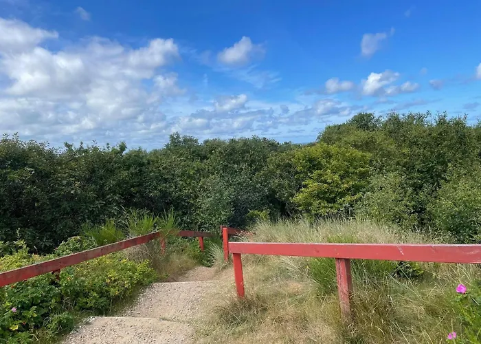 6 Person In Henne בית נופש